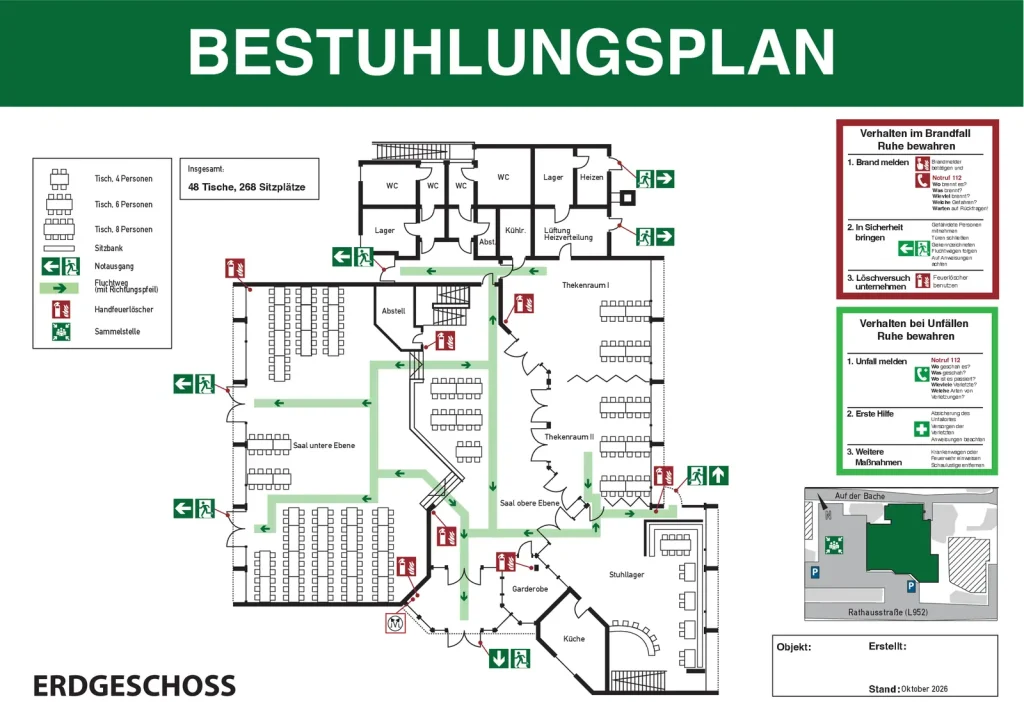 Bestuhlungsplan einer Versammlungsstätte mit Tischen, Sitzplätzen und Fluchtwegen